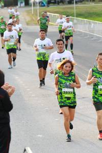 BIB: 2533
                            <button type="button" onclick="openModal(3532533)" class="btn btn-primary btn-sm float-right btn-popup" data-toggle="modal" data-target=".modal-high-quality">
                        <i class="fas fa-shopping-cart"></i> Add to Cart
                    </button>
                                            <button type="button" onclick="isThisMe(3532533, true)" class="btn btn-success btn-sm float-right btn-popup btn-isme hidden" data-toggle="tooltip" data-placement="bottom" title="นี่คือรูปของคุณใช่ไหม คลิกที่นี่เพื่อเอาเข้าอัลบั้ม">
                        <i class="fas fa-plus"></i> Add to album
                    </button>
                    <button type="button" onclick="isThisMe(3532533, false)" class="btn btn-warning btn-sm float-right btn-popup btn-isnotme hidden">
                        <i class="fas fa-ban"></i> Remove from album
                    </button>